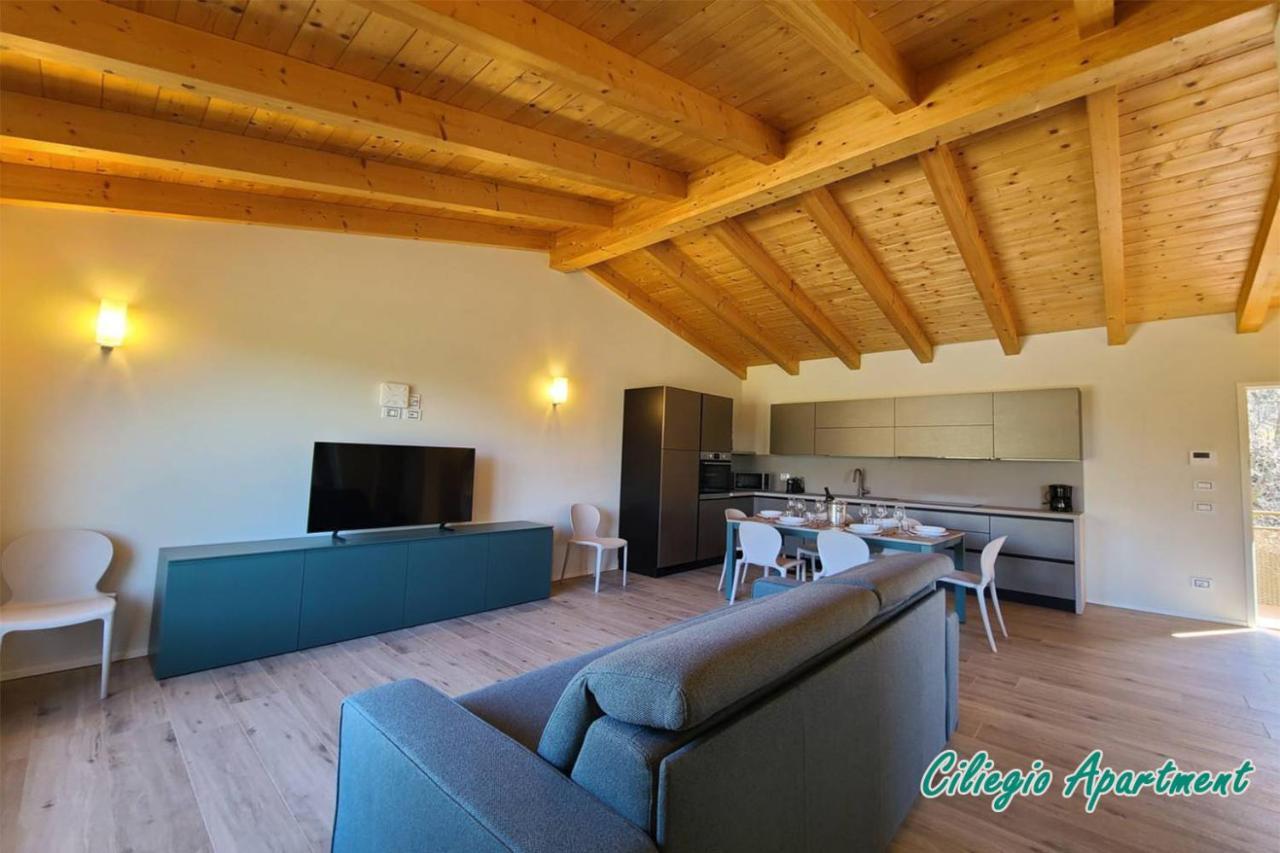Poggio Le Crete Apartment Soiano Del Lago Ngoại thất bức ảnh